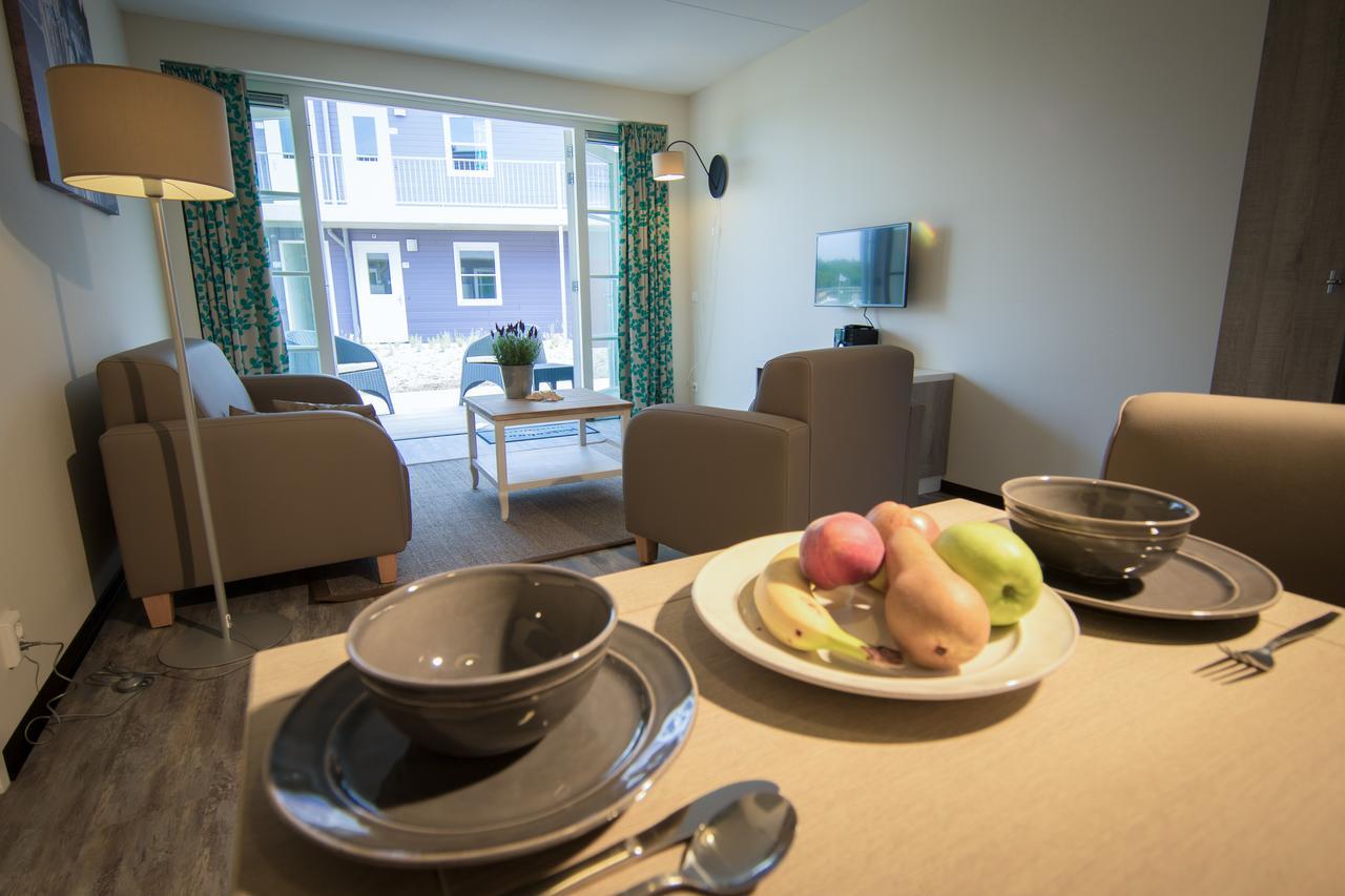Roompot Strandplevier Hotelsuites De Koog  Værelse billede